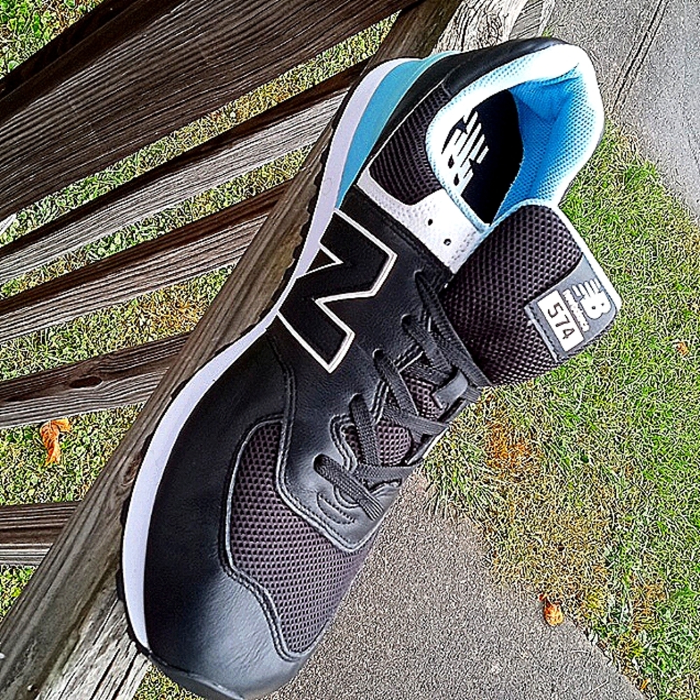 Man's New balance shoe